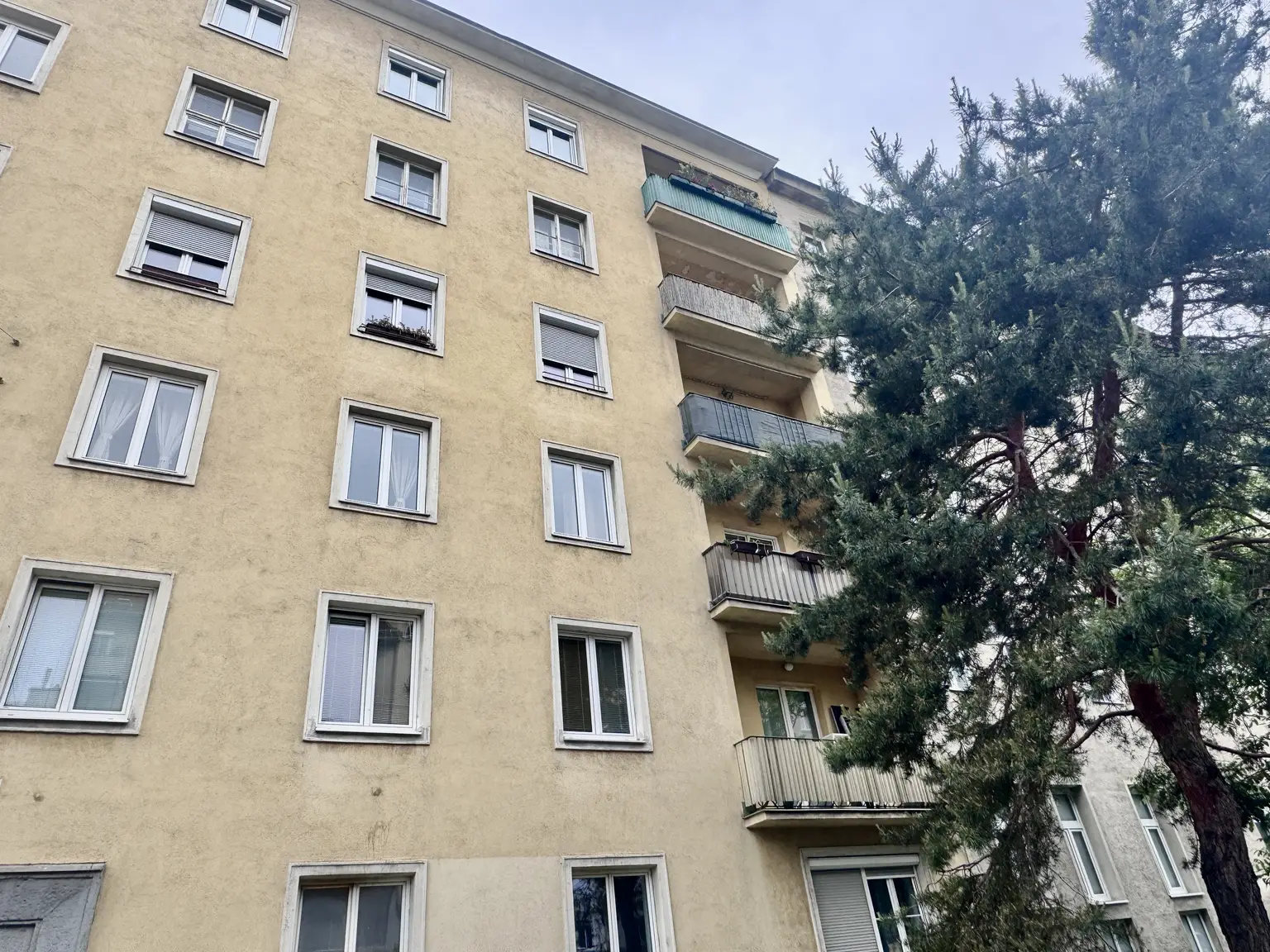 Exklusive 3-Zimmer-Neubauwohnung mit Loggia in Toplage mit durchdachter Raumaufteilung
