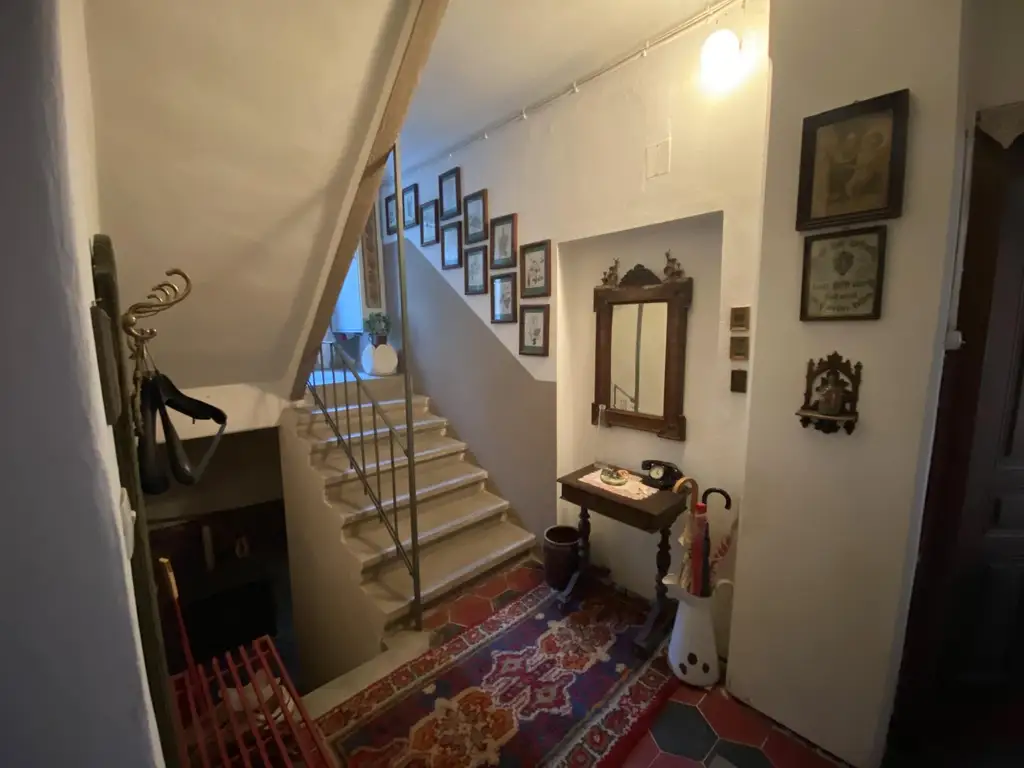 "Jahrhundertwende Stilhaus mit Wald"