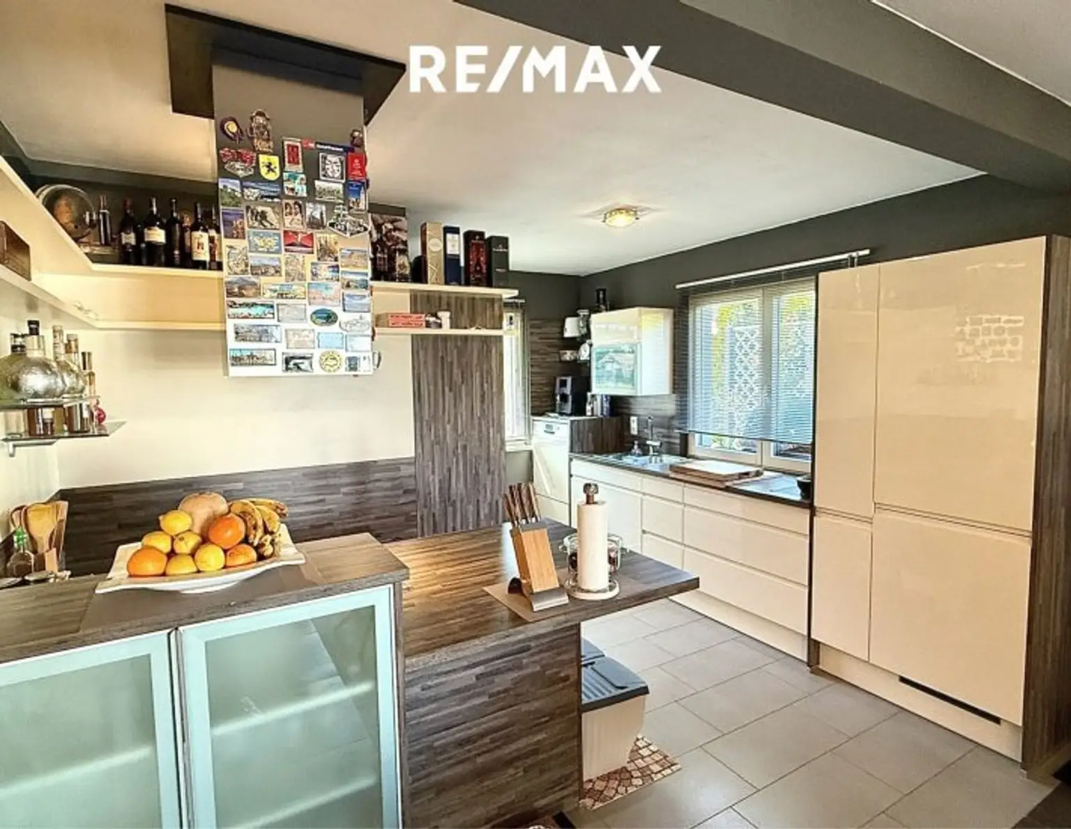 Wohnen mit Stil - Moderner Bungalow in Toplage am Stadtrand von Vöcklabruck