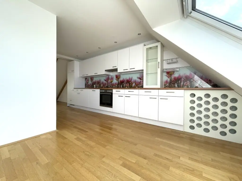 Dachgeschosswohnung - 4,5 Zimmer; 103,51 m² ,zum Kauf