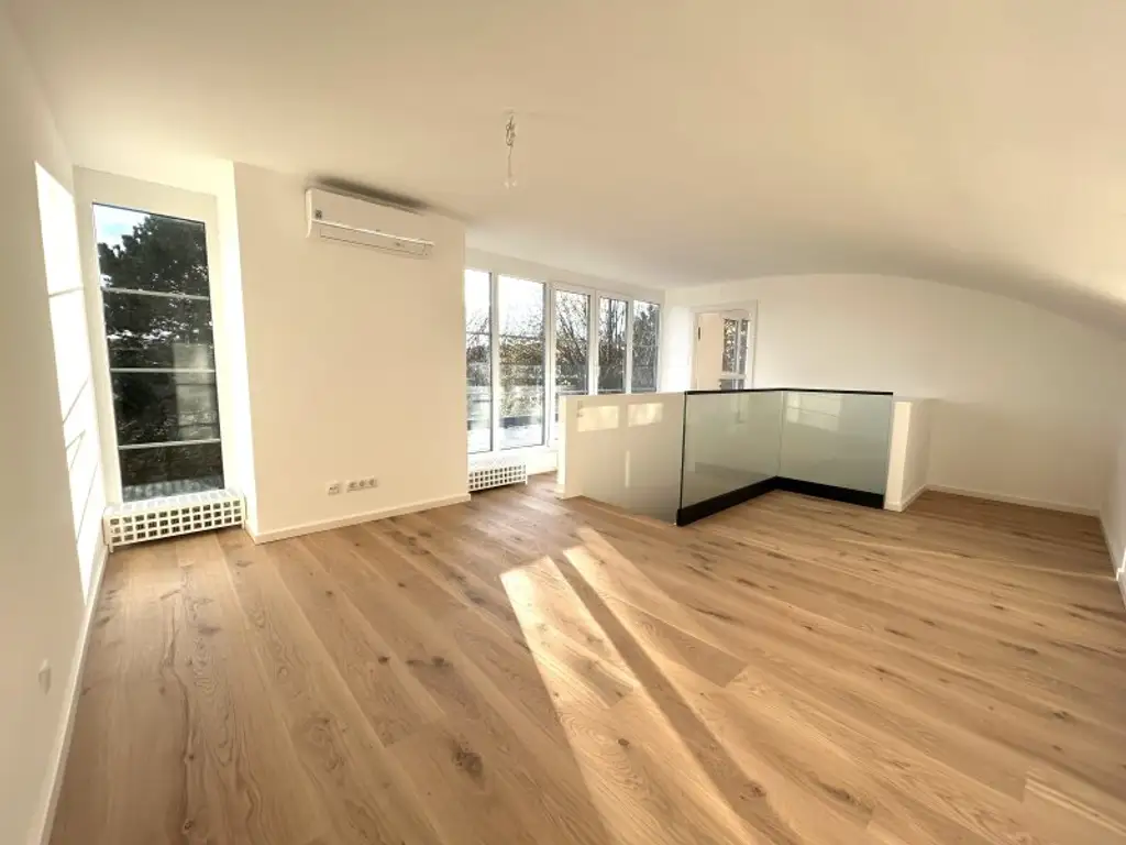 Wohnen mit Weitblick: Stilvolle 2-Ebenen-Wohnung mit Terrassen in der Sieveringerstraße