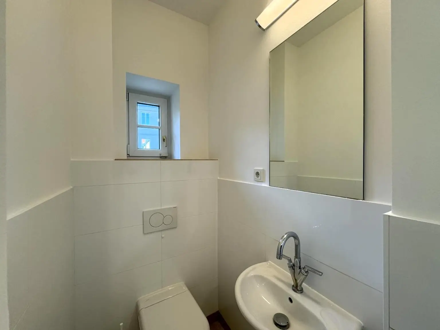 Charmante Alt-Patrizier Villa 3 Schlafzimmer, 4 Bäder + Wohnkeller // Charming old patrician villa, 3 bedrooms, 4 bathrooms + basement living area //