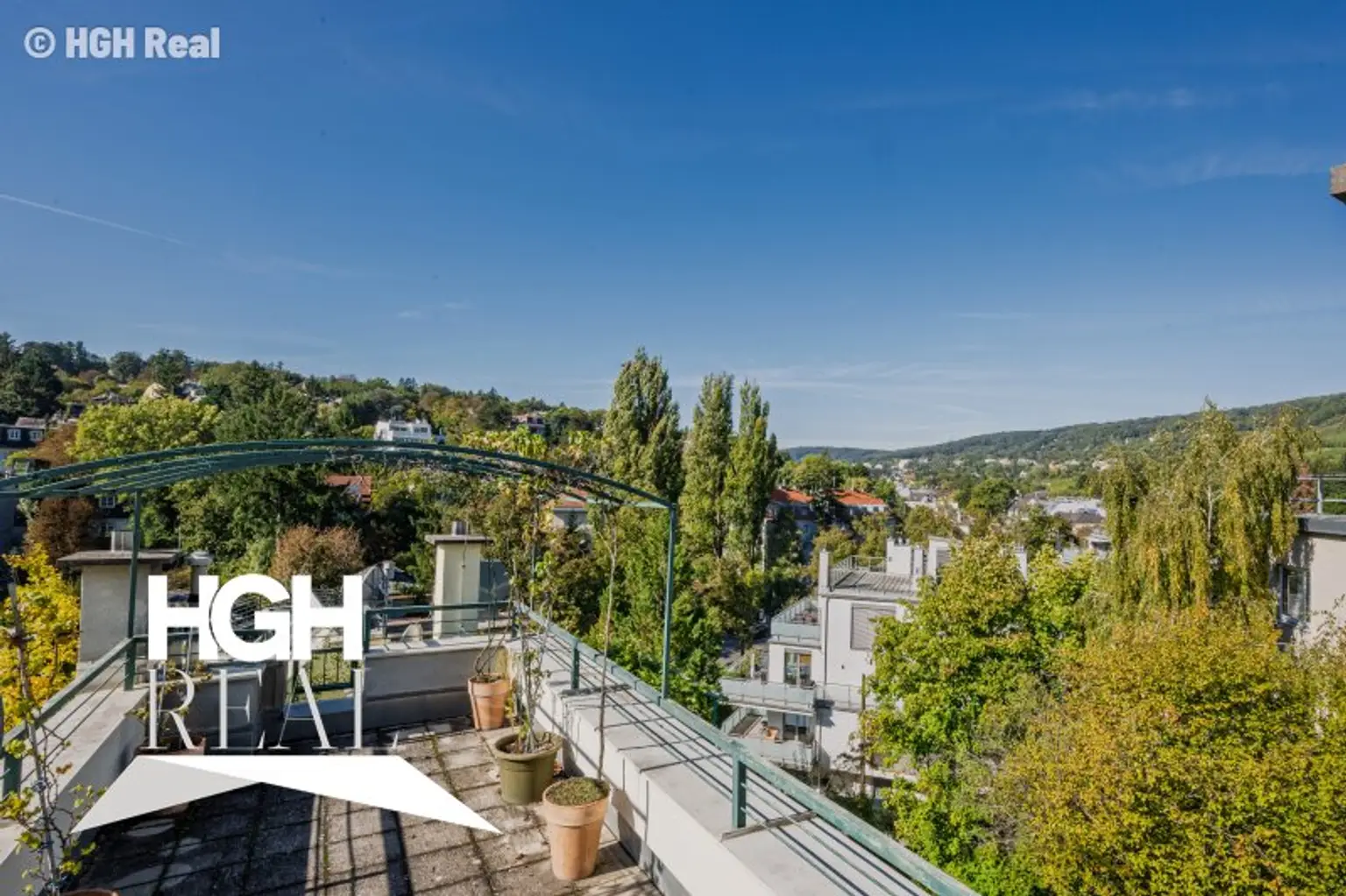 1190 Wien Döbling Lichtdurchflutete 5-Zimmer Dachgeschoß-Maisonette mit Panoramaterrassen und zwei Garagenplätzen