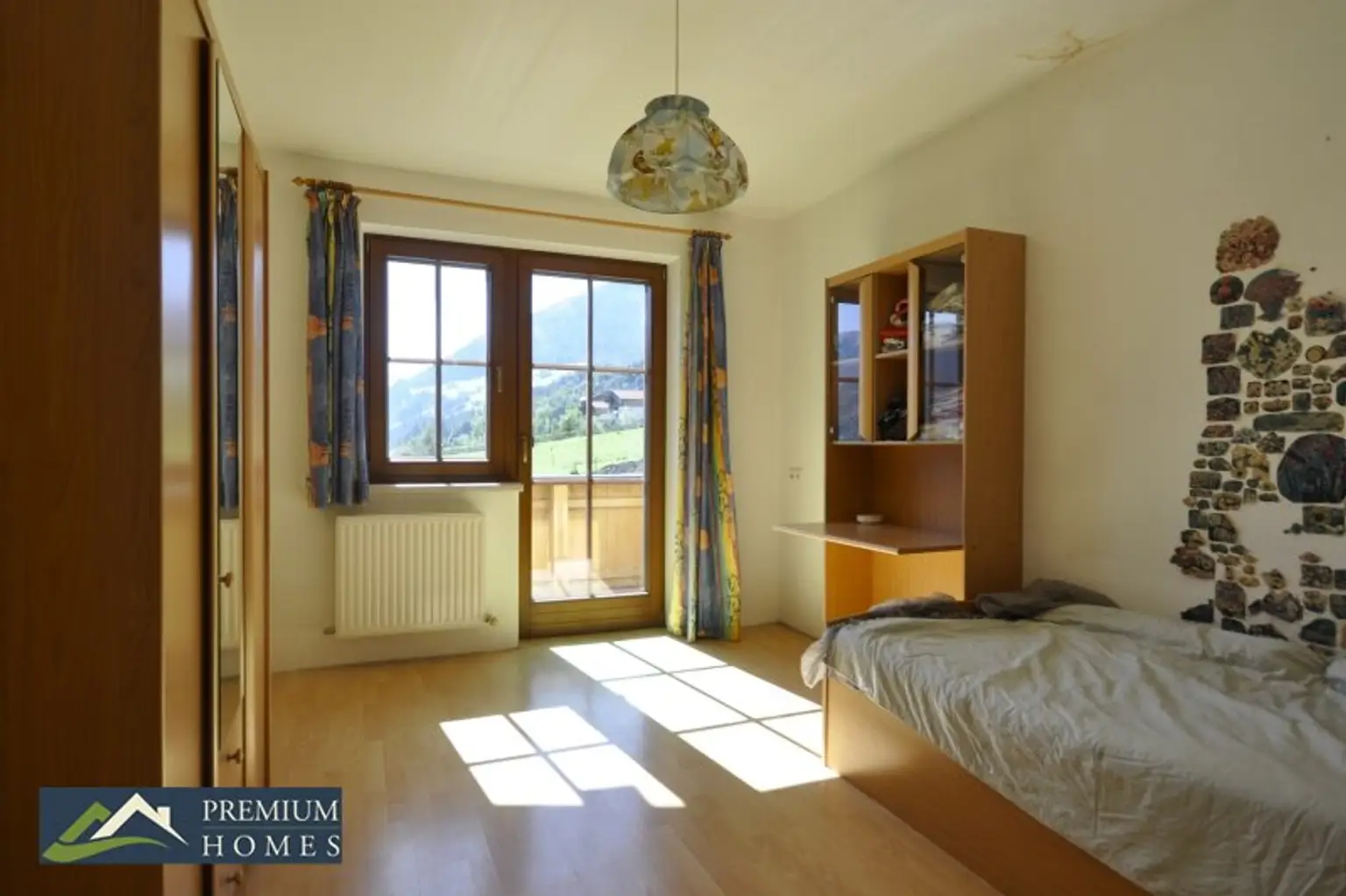 FÜGENBERG - Es erwartet Sie eine Doppelhaushälfte in Aussichtslage - 5 Zimmer, Garten & 2 Balkone!