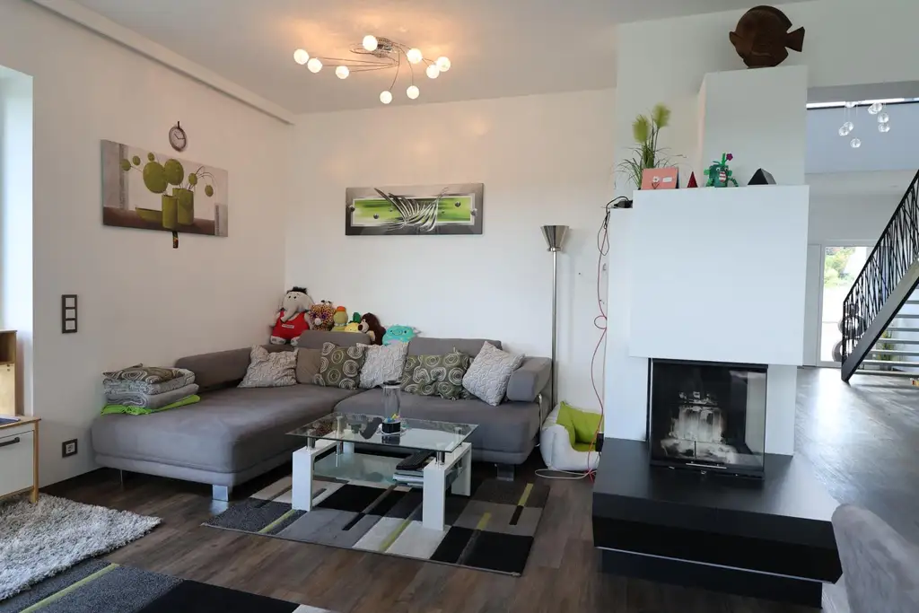 Exklusives Tech-Home mit Vollausstattung!