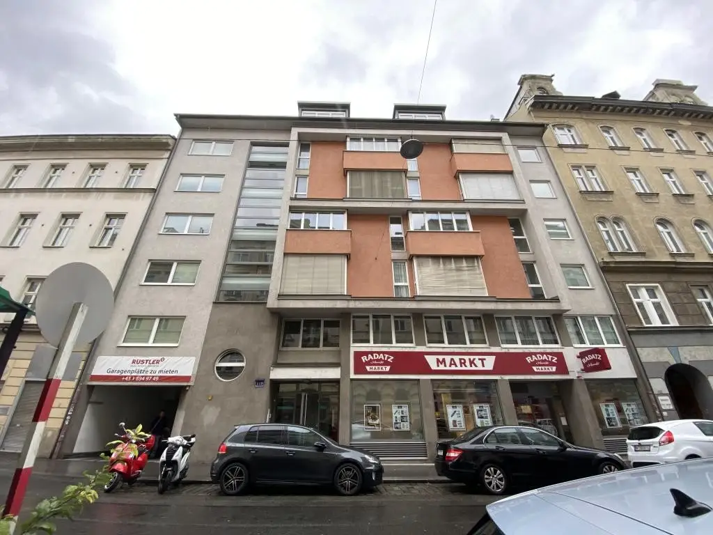 Großzügige Terrassen-Maisonette (EG und 1. OG) mit Eigengarten in U4 Nähe!!