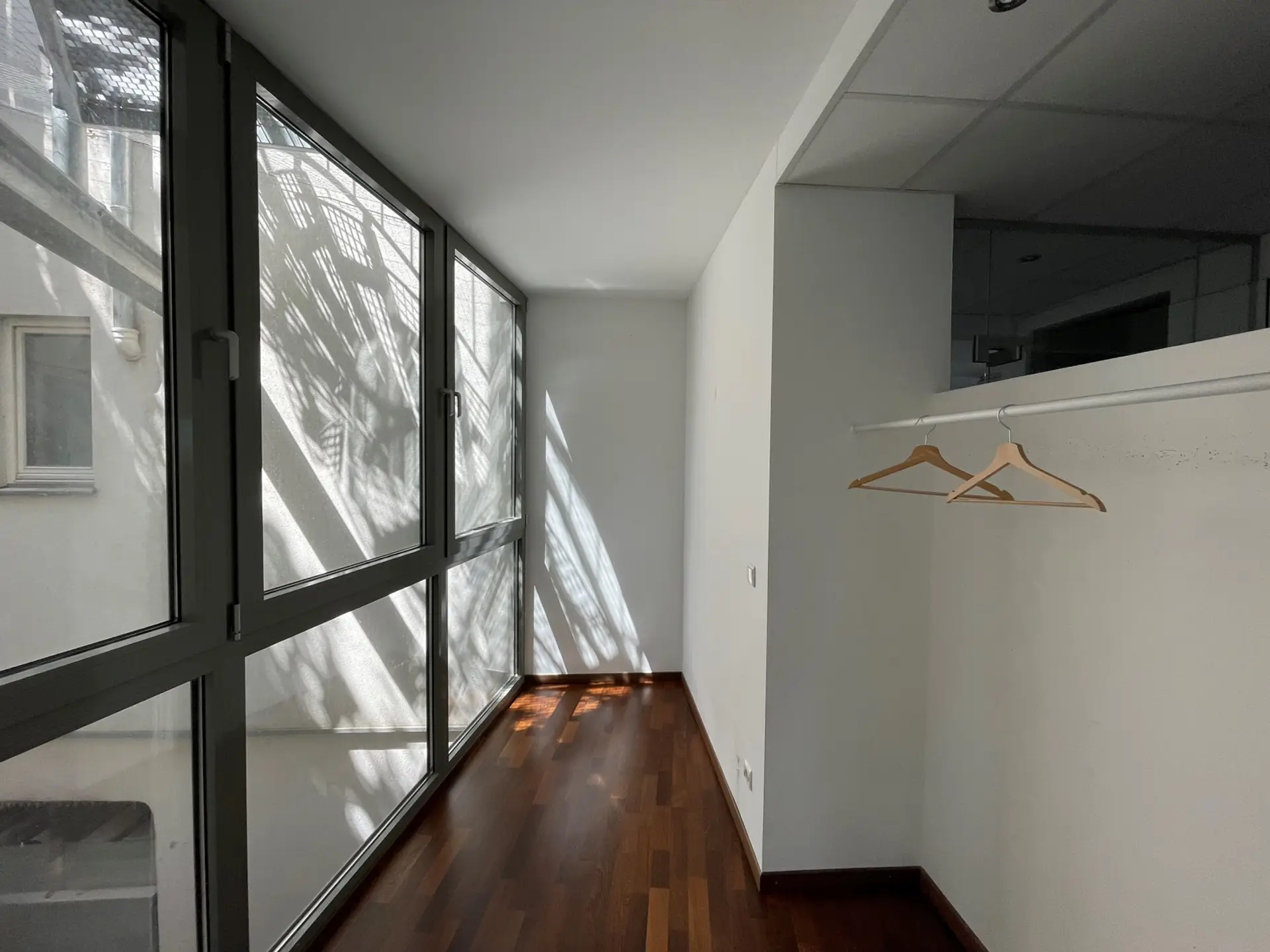 1090 Wien, Währinger Straße 12 Garderobe