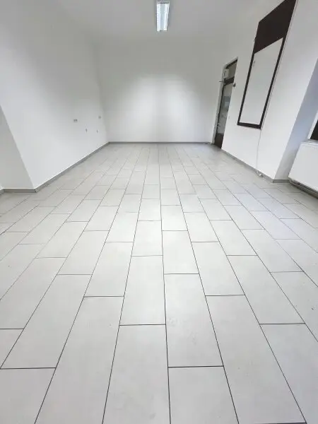 Modernisierte Gewerbefläche: 45m², Kaufpreis 199.000€ in 1160 Wien!