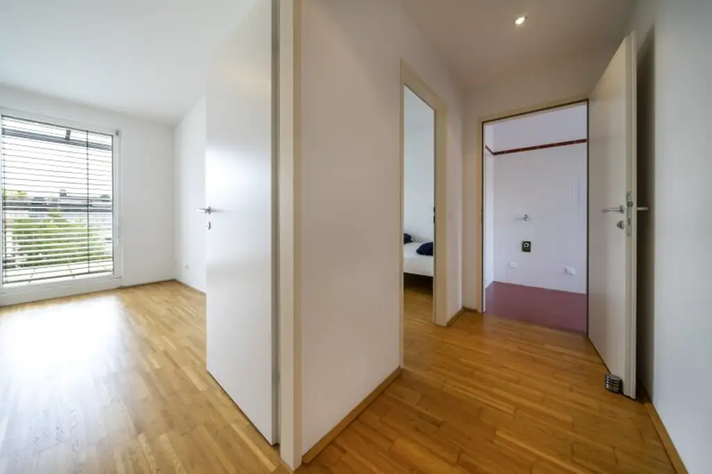 SAARPARK - AUSBLICK** Dachgeschosswohnung mit Innenhofterrasse **