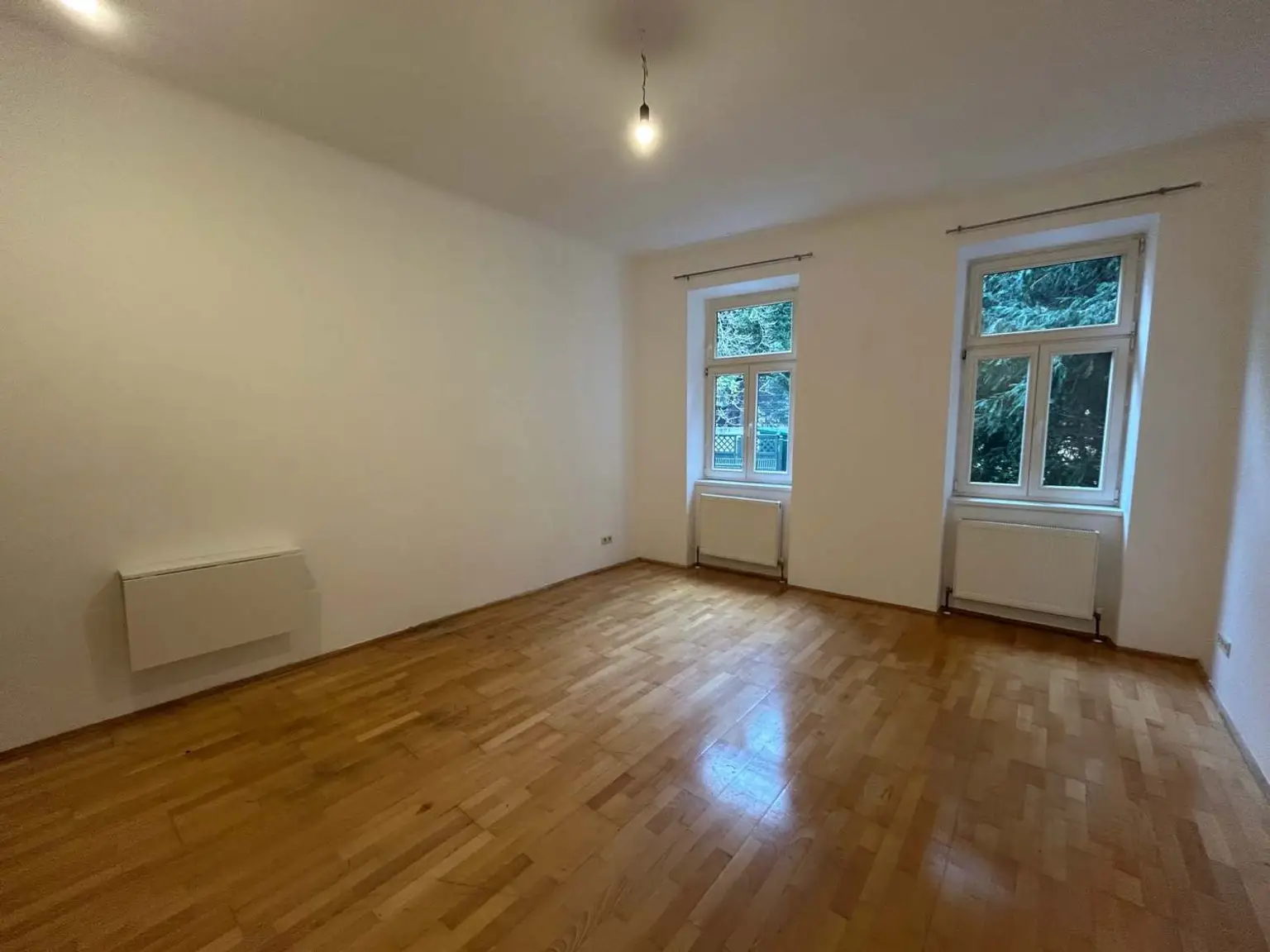 Charmante 1-Zimmer-Altbauwohnung  in ruhiger Seitengasse nächst Rosentalgasse