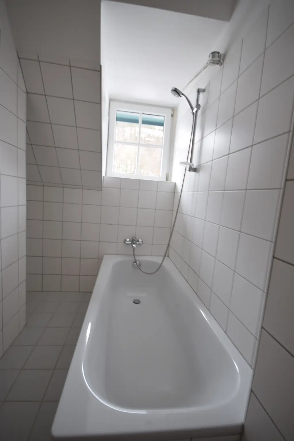 "PARSCH - Gemütliche Dachgeschosswohnung mit Blick ins Gebirge"