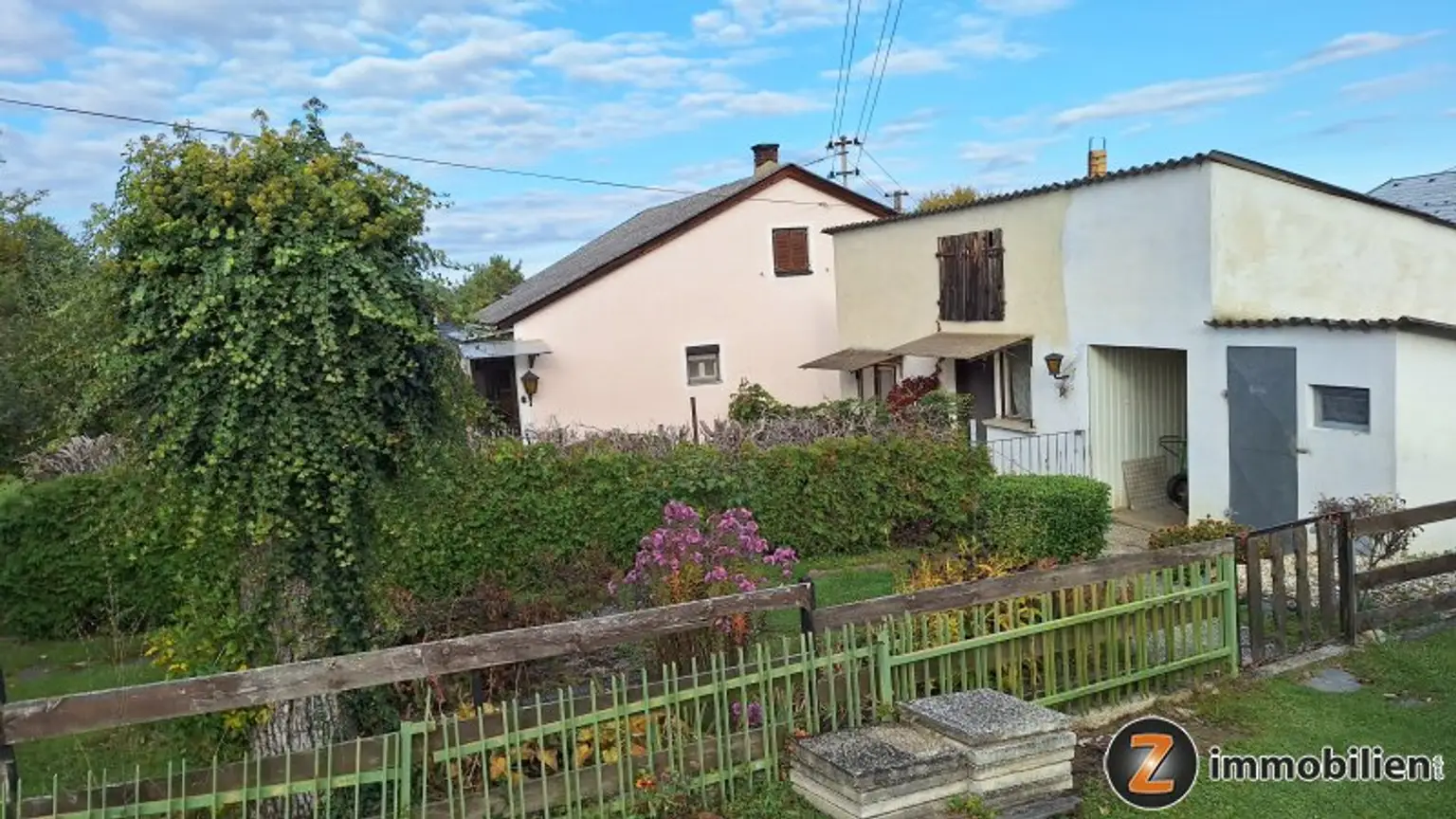 Gepflegtes Wohnhaus in ruhiger Hanglage