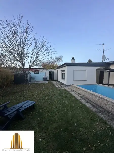 Wohnen wie im Urlaub Haus mit 2 Zimmer, Pool und ca 300m2 Garten