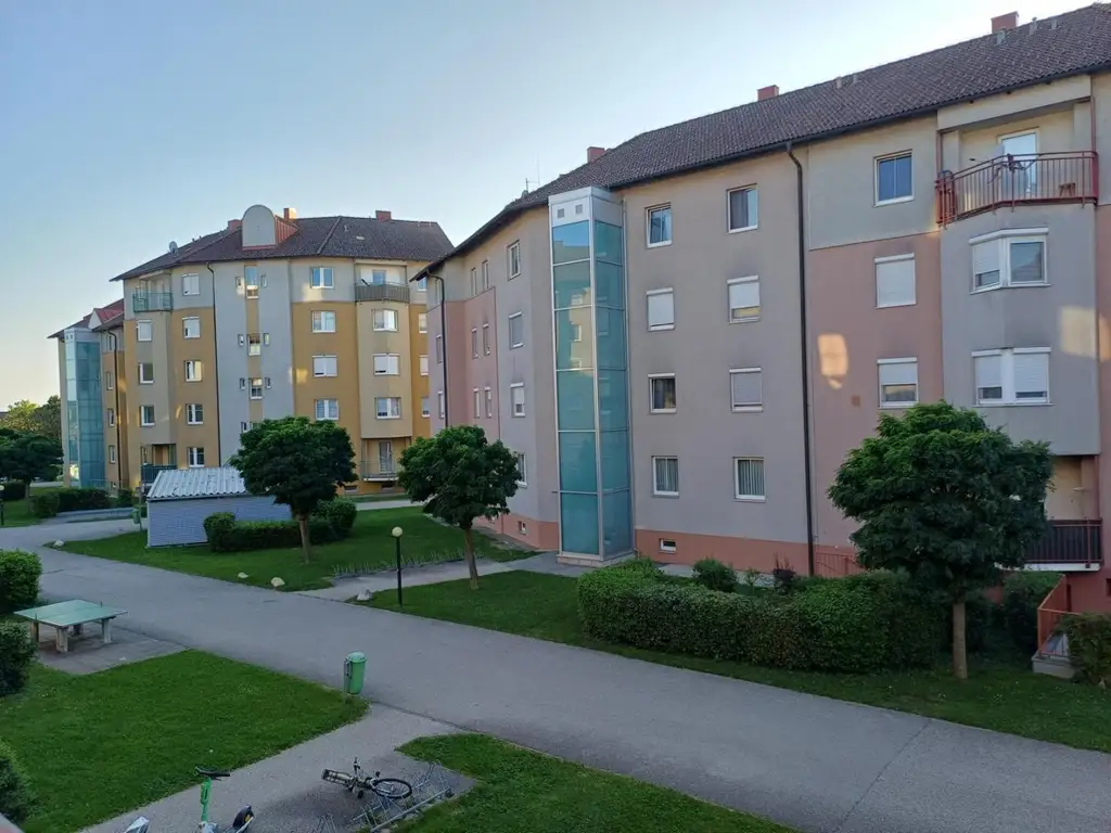 Wels: Geschmackvoll sanierte Eigentumswohnung in beliebter Siedlungslage!