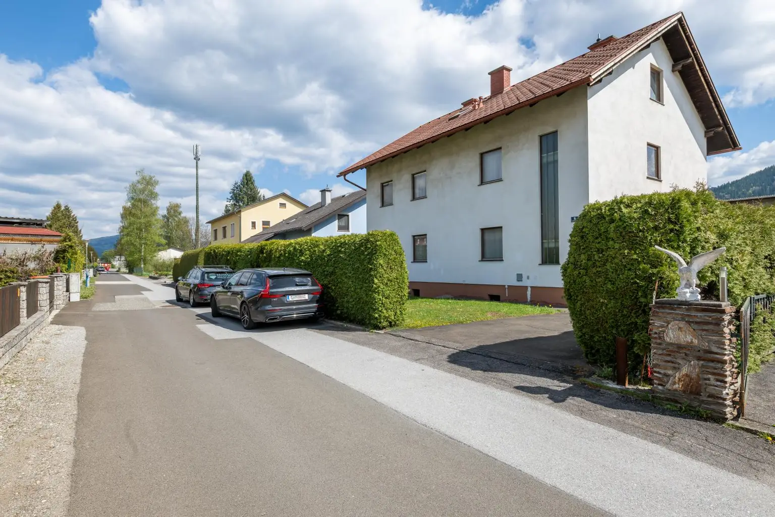 Hausansicht Zufahrt