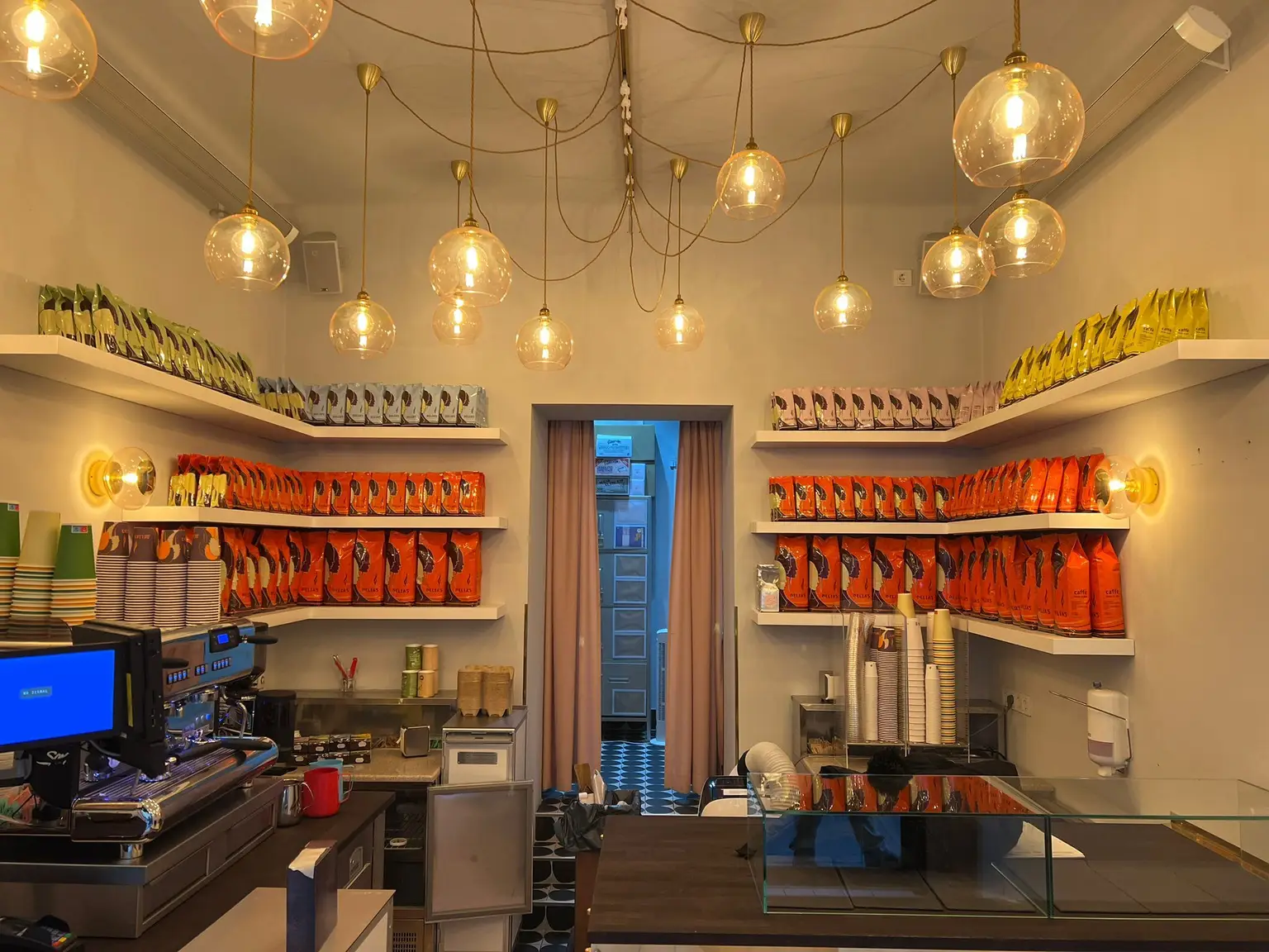 EISSALON - ESPRESSO BESTE FREQUENZLAGE GASTROTEL IMMOBILIEN