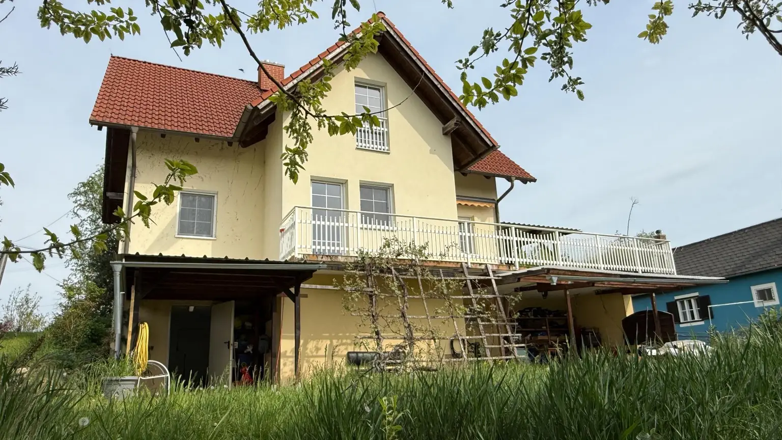 Haus von Westen