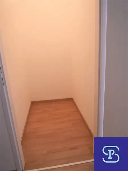 Provisionsfrei: Unbefristeter 55m² Altbau + 25m² Terrasse im topsaniertem Stilaltbau - 1070 Wien!