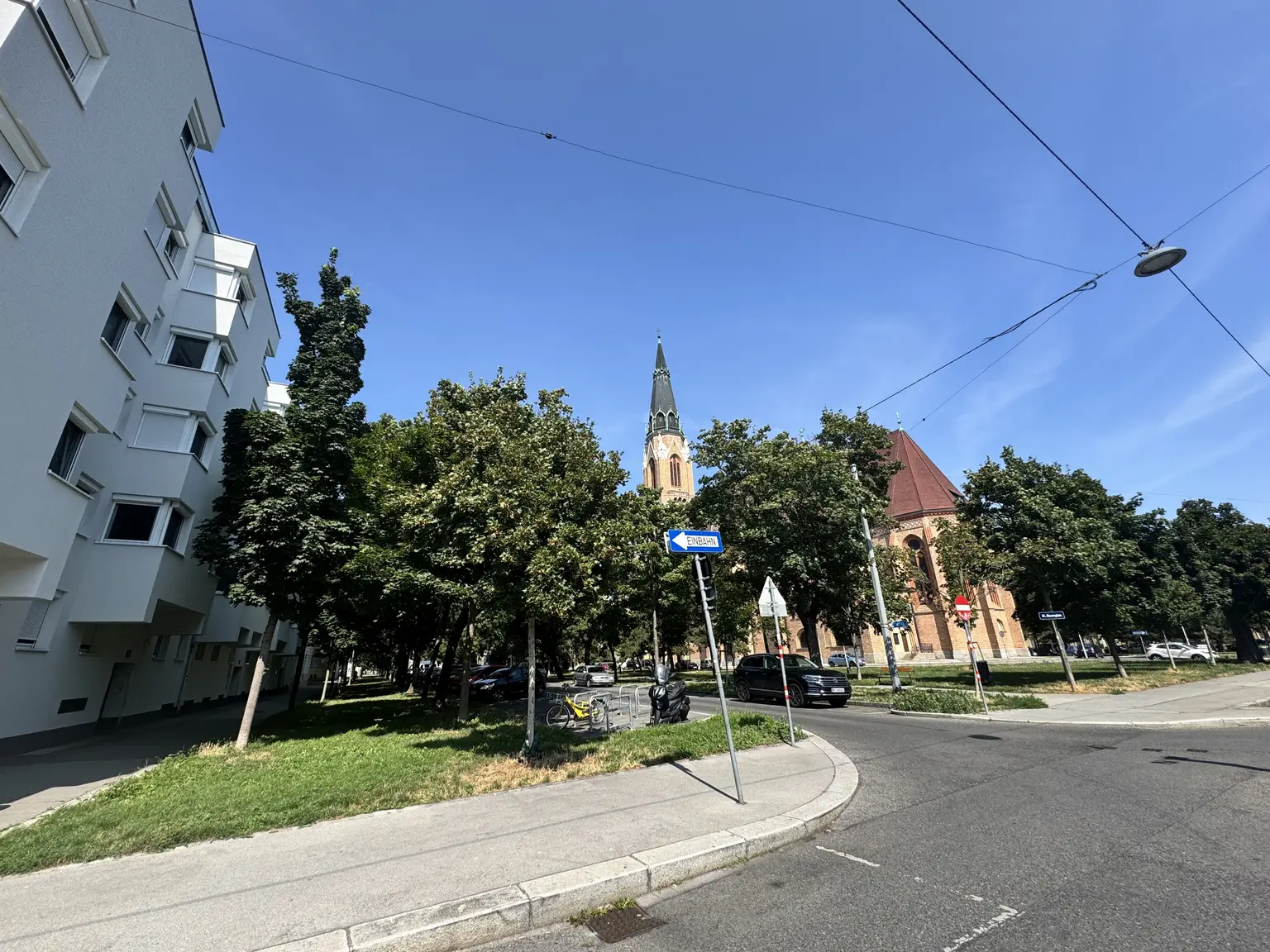 2 ZIMMER NEUBAUWOHNUNG MIT LOGGIA IN DER NÄHE DER ALTEN DONAU