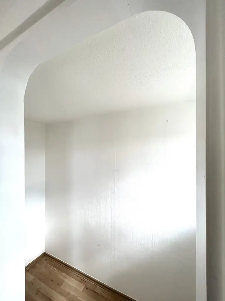 Urbanes Wohngefühl mit perfekter Anbindung – großzügige 3-Zimmer-Wohnung in guter Lage