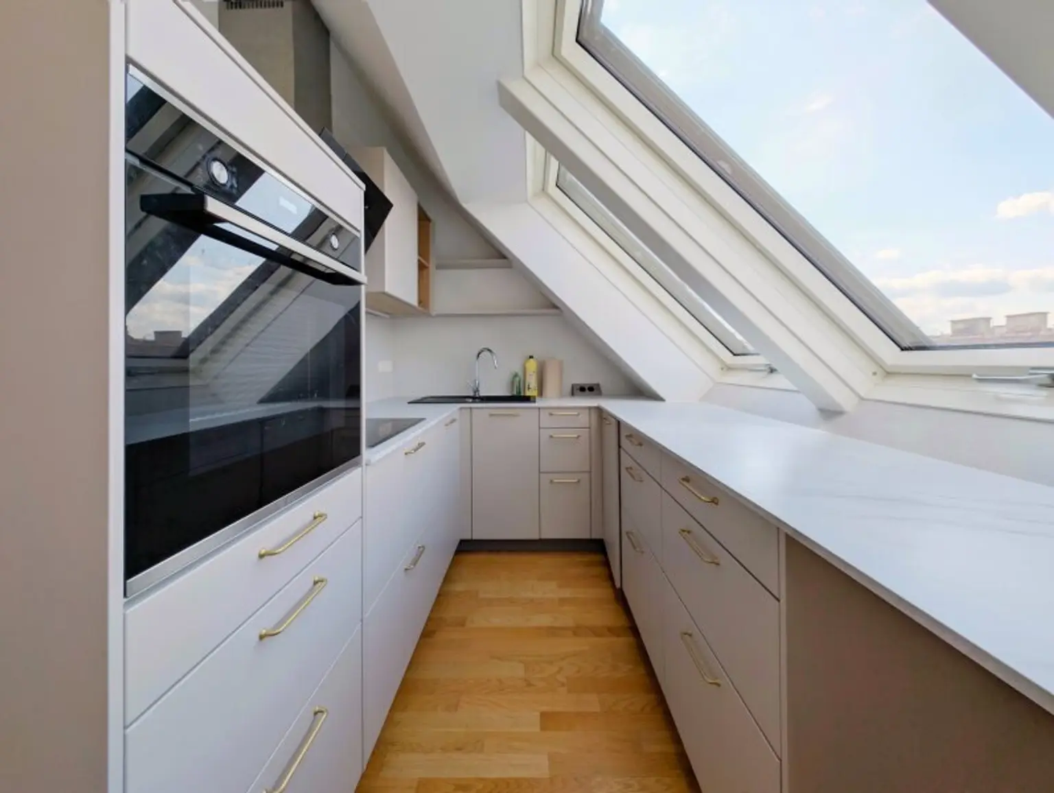 ++NEU++ 3-Zimmer DG-ZWEITBEZUG mit Dachterrasse! ++VIDEOBESICHTIGUNG++
