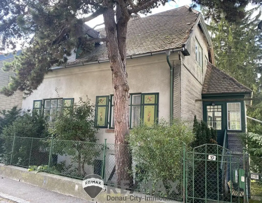 "Baugrund mit Sommerhaus in bester Lage"