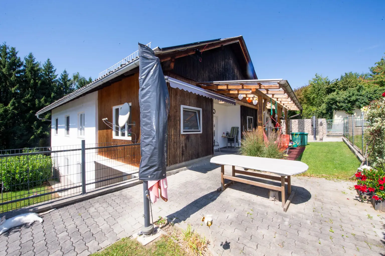 Laßnitzhöhe: Grundstück im Wert von € 430.000 + 509 m² Haus – alles zusammen nur € 595.000! Haus fast geschenkt!