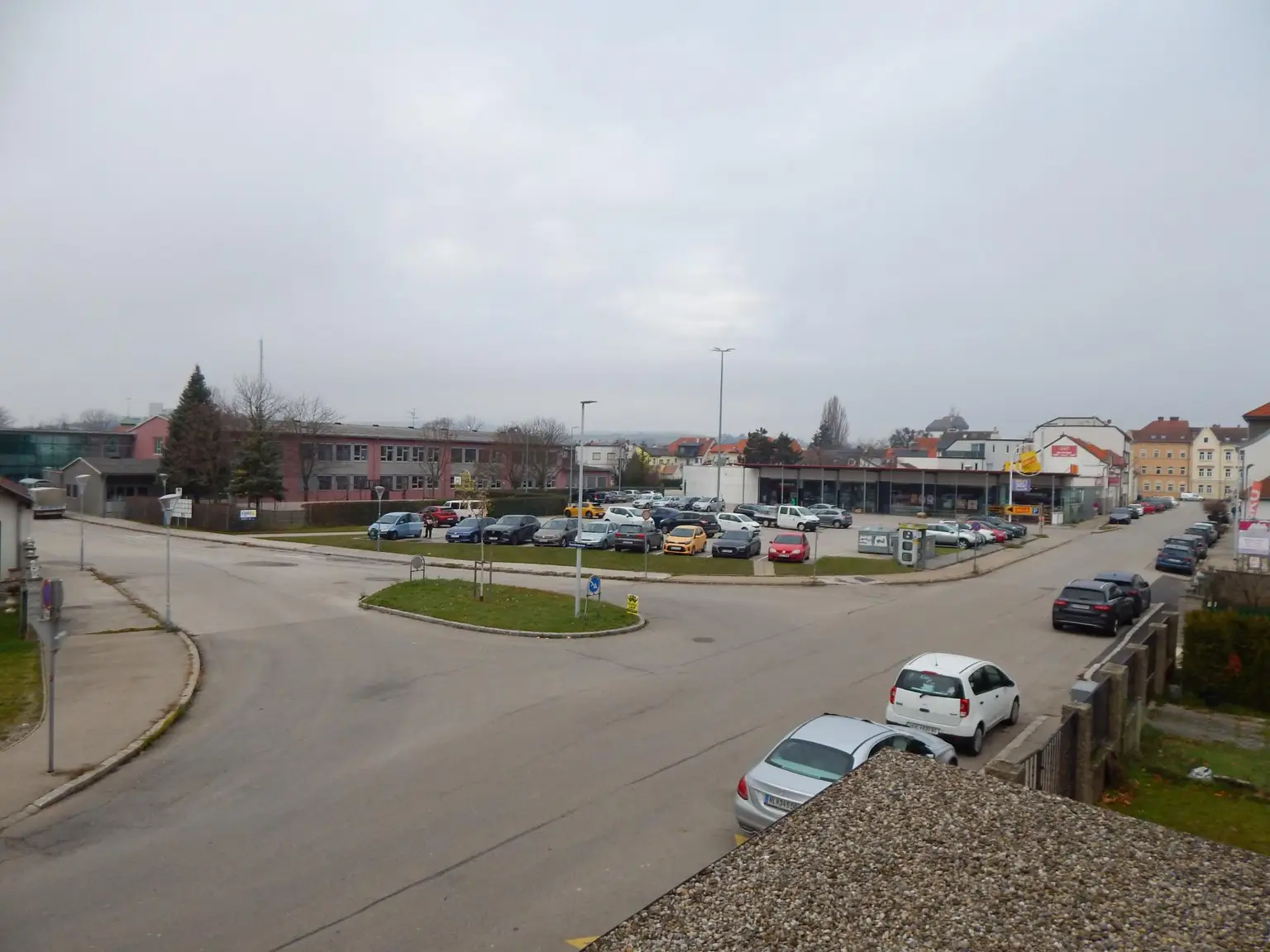 PROVISIONSFREIE, TRAUMHAFTE, SEHR GEPFLEGTE 2-ZIMMER-TERRASSENWOHNUNG IN TOPLAGE IM ZENTRUM