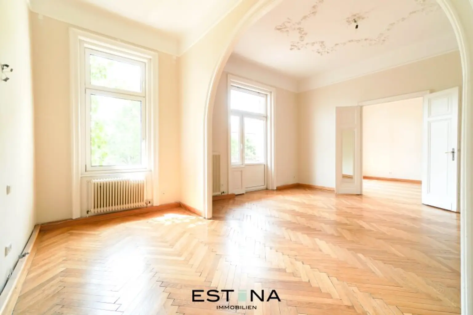 Hochwertige 5-Zimmer-Wohnung mit exklusiven Vorteilen und viel Platz