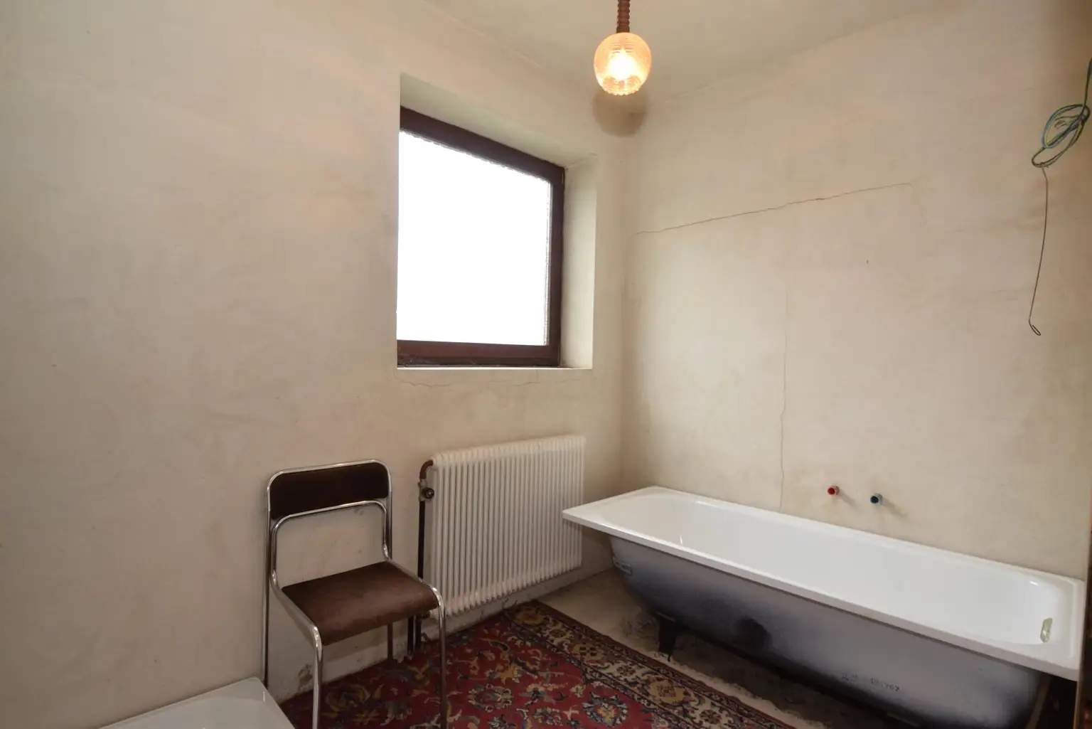 unfertiges Badezimmer im Obergeschoß