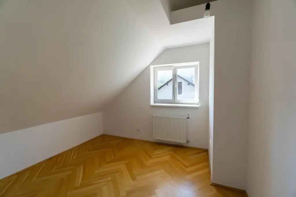 Generalsaniertes Traumhaus nahe Wien, schnell erreichbar vom P+R Hütteldorf