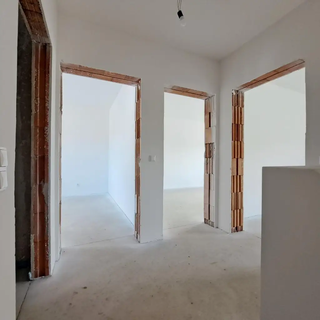 Neubau-Doppelhaus-Hälfte mit 4 Schlafzimmern!