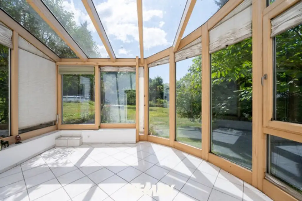 LINZ | ST. MAGDALENA – Zweifamilienhaus mit Garten und Doppelgarage in TOP-LAGE!