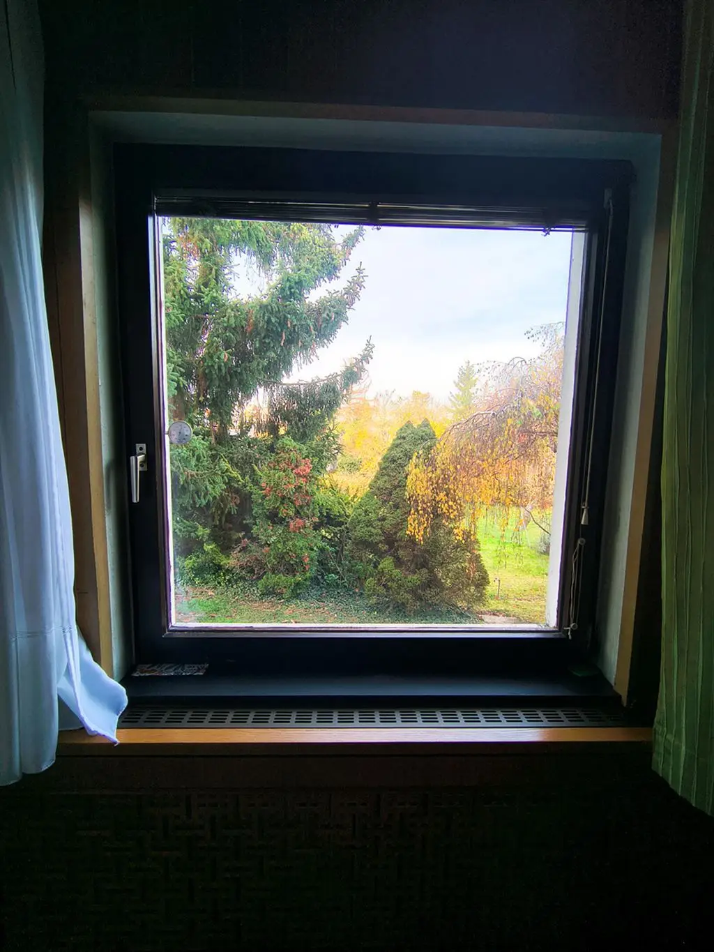 2380 Perchtoldsdorf/Nähe Wiener Stadtgrenze: Einfamilienhaus - Ruhig gelegenes, sonniges 1020m² Grundstück mit hohem Potenzial