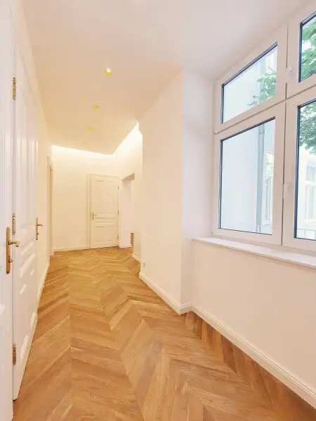 ++NEU++ HIGH-END große 4-Zimmer STILALTBAUWOHNUNG mit zwei Balkonen absolut ruhig und GRÜN-Ausblick!  Luxus Erstbezug, in Prime-Location NÄHE Urania! U-BAHN & CAT +++