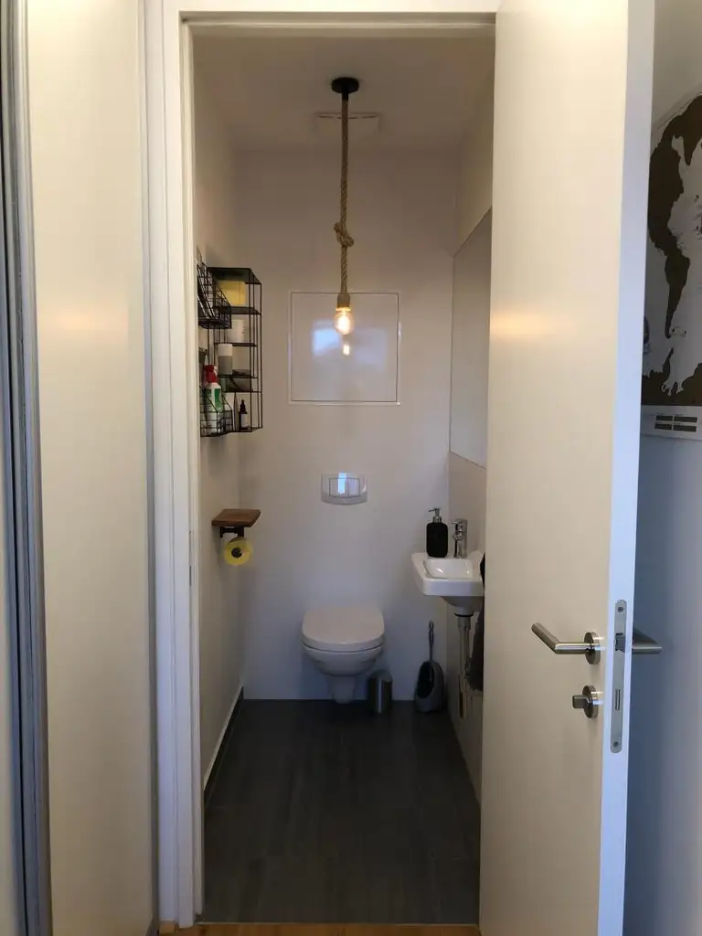 "Altbauwohnung top saniert!"