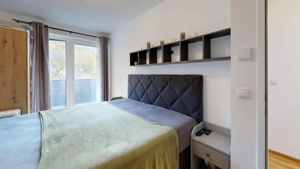 Moderne 3-Zimmer-Eigentumswohnung mit 2 Loggien & Lift! 90 m² Wohnfläche inkl. Küche & KFZ Stellplatz!