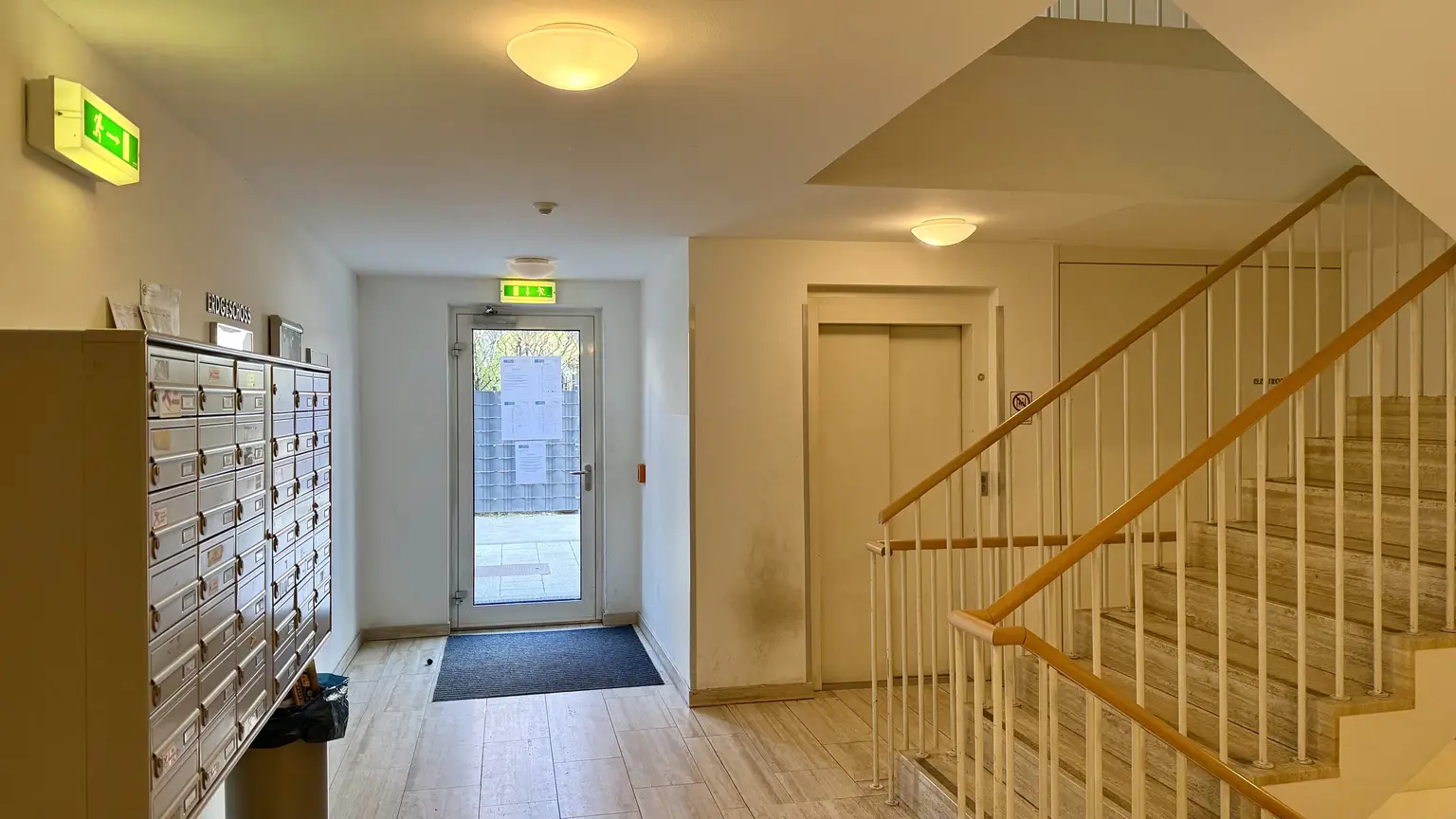 Döblinger Hauptstraße I Gartenwohnung mit Garage und Pool