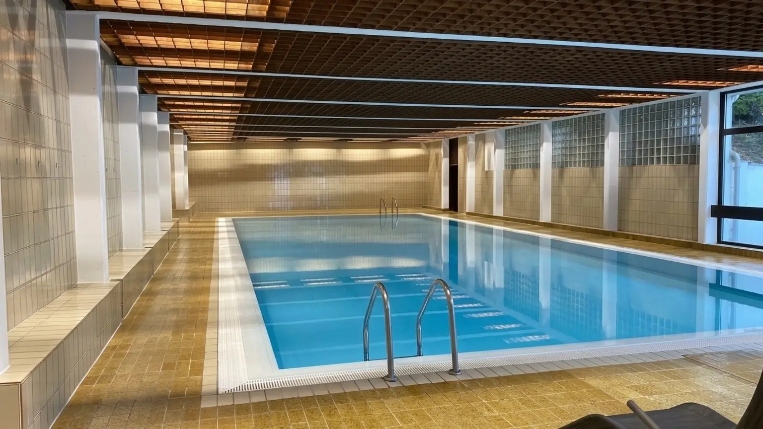 Gartenwohnung mit Pool- und Wellnessbereich