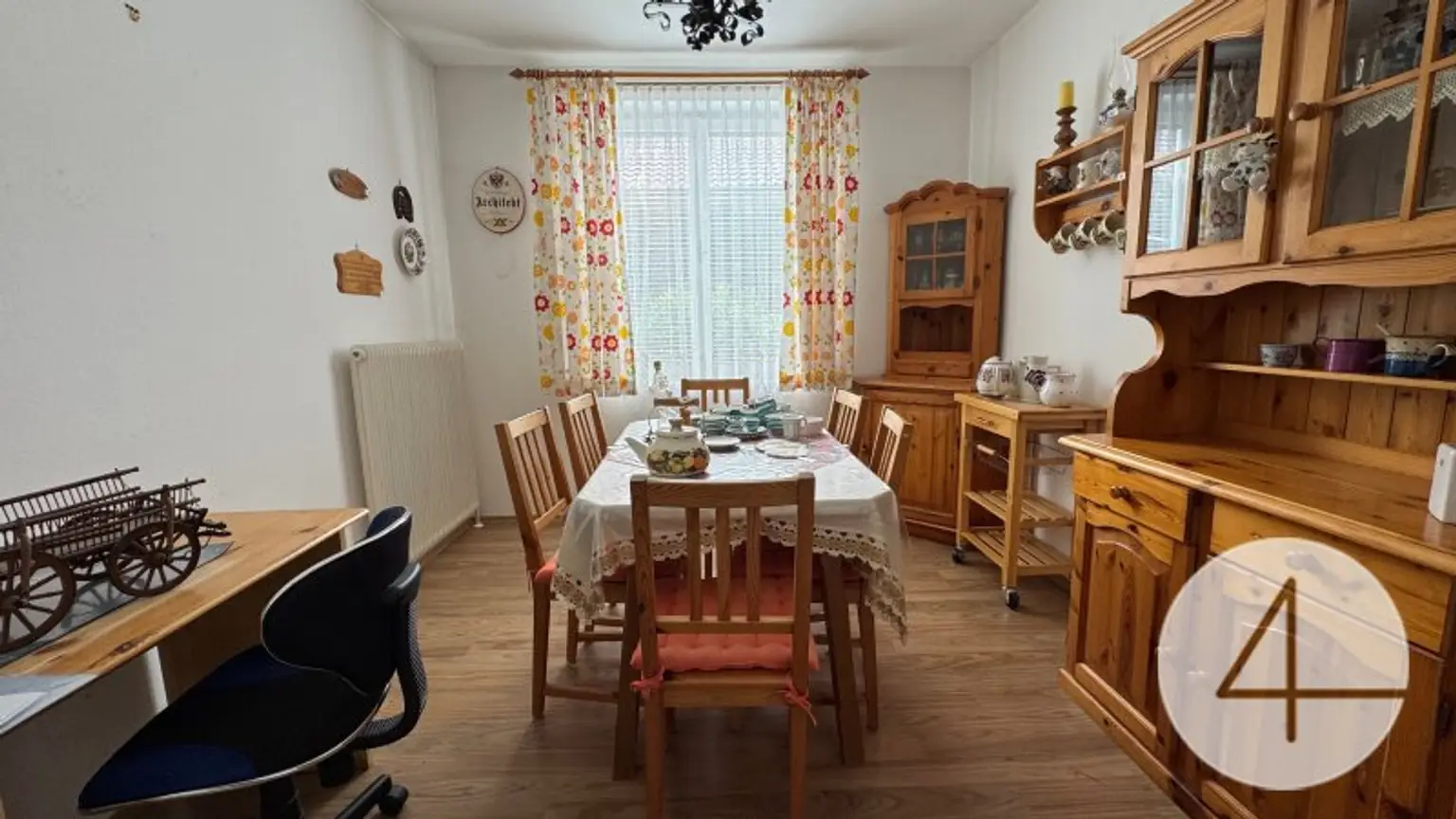 Stüberl / Kinderzimmer EG