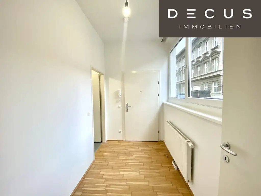 * AB DEZEMBER * 2 ZIMMER WOHNUNG * MIT BALKON * NÄHE HAUPTBAHNHOF UND KEPLERPLATZ * TOP INFRASTRUKTUR