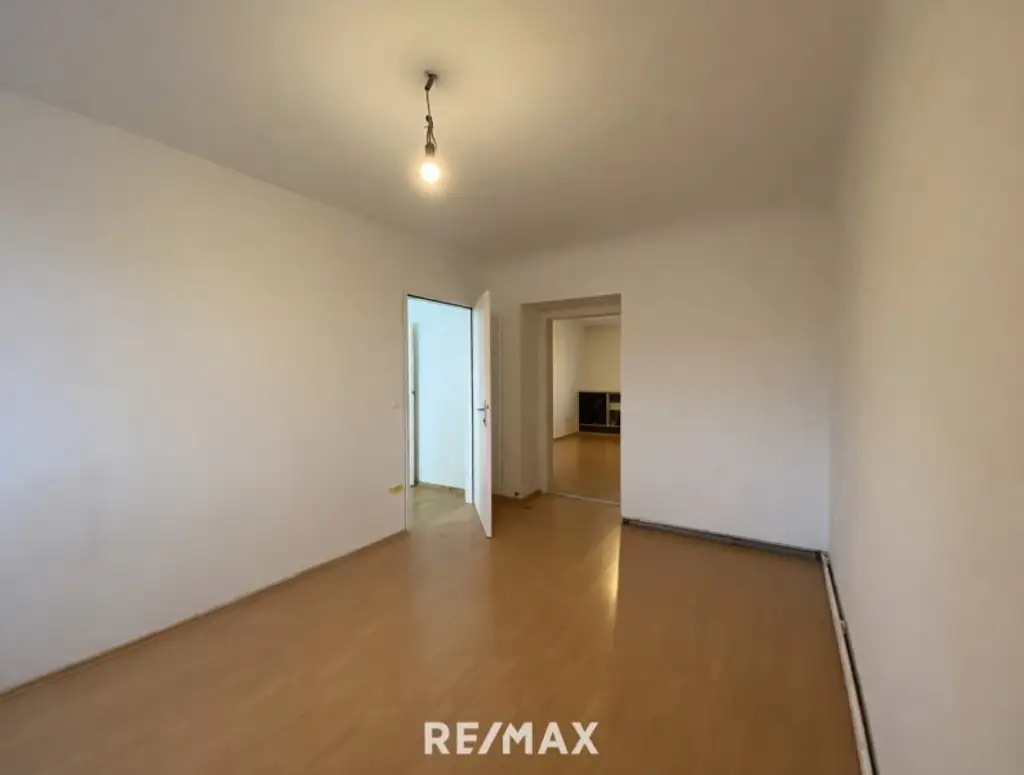 Zwei DG-Wohnungseigentumsobjekte auf einer Ebene nahe Währinger Einkaufsstraße, U6 und Volksoper