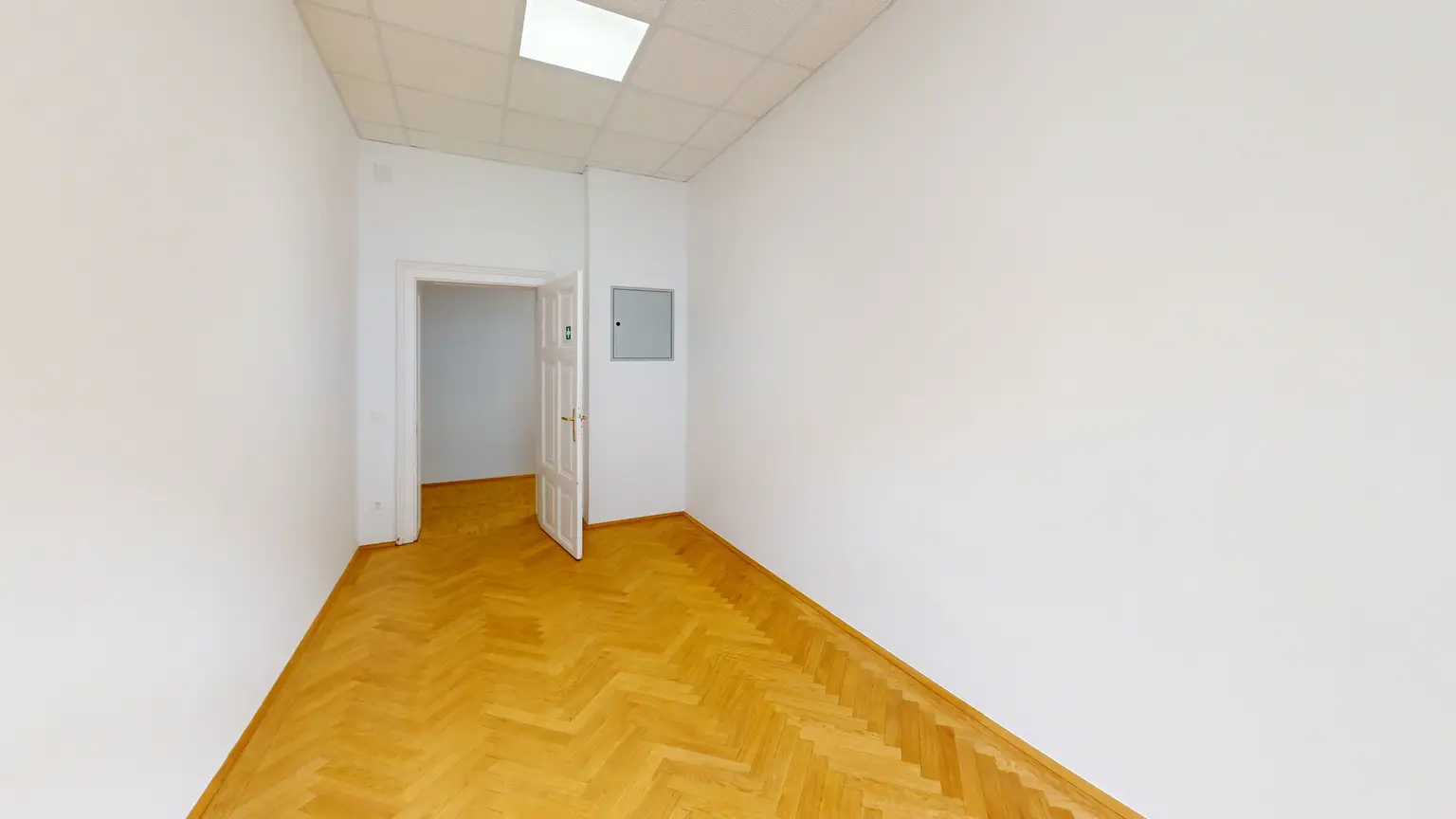 Modern sanierte Bürofläche – 6 Zimmer & Erweiterungsmöglichkeit bis ca. 600 m²