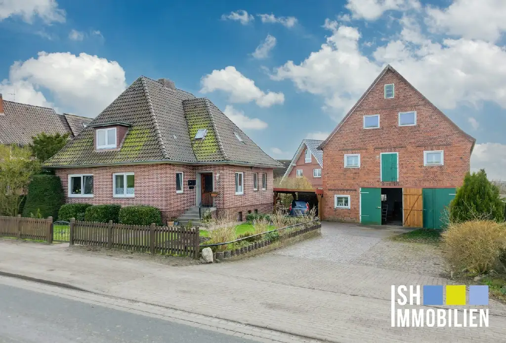 Einfamilienhaus mit Einliegerwohnung und Scheune in Deichlage von Jork Borstel zur Anlage !