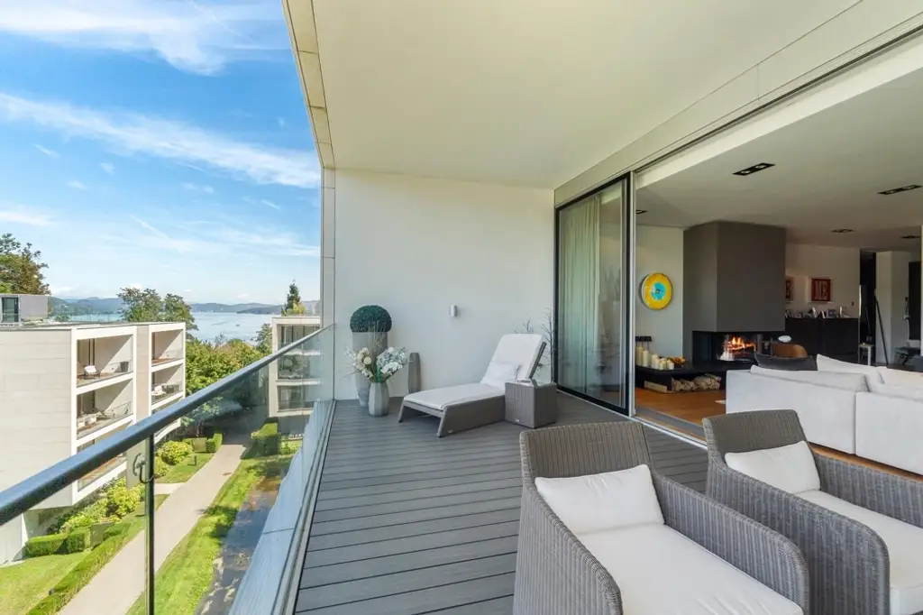 Luxus-Penthouse in den Schlossresidenzen Velden