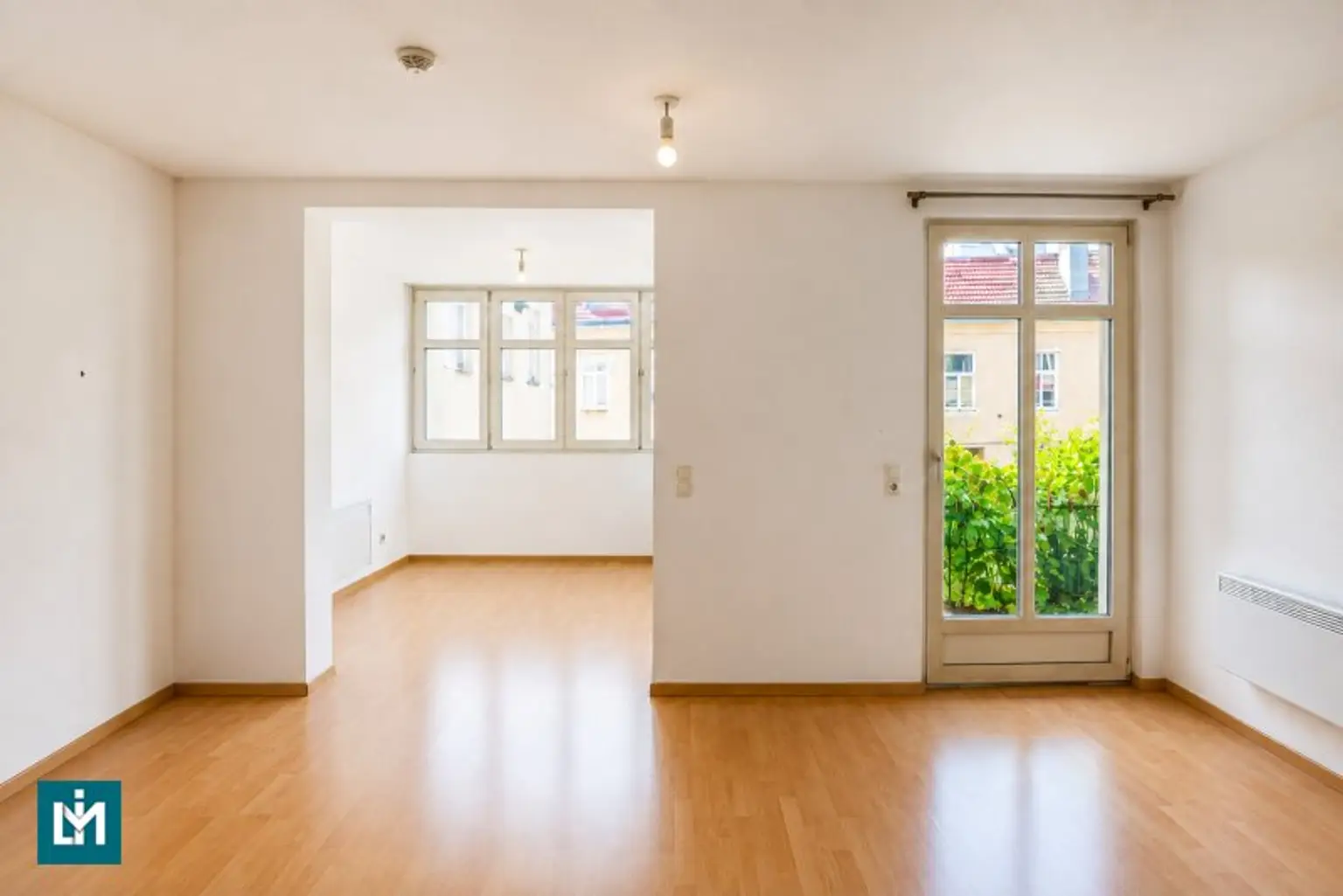 Wohn- Schlafzimmer (S)
