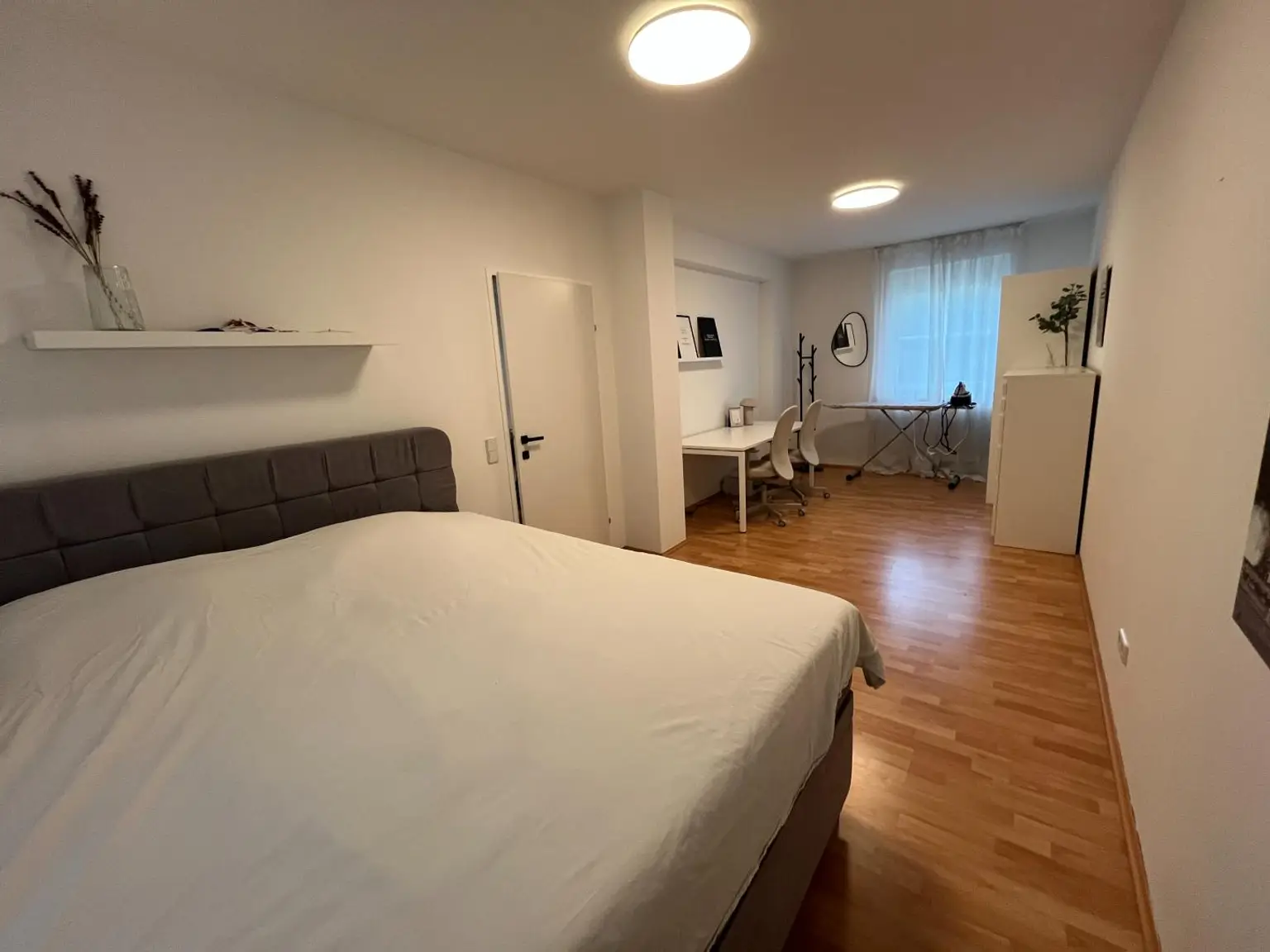 Moderne, gemütliche Wohnung mit Loggia und Tiefgaragenplatz