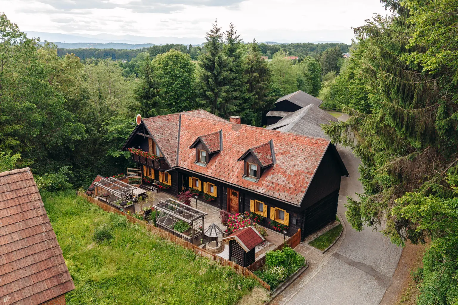 Neussl Haus Mitterlabil 05 2026-44