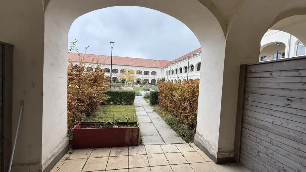 Residieren im Schloss! Haus 2 Top 9!