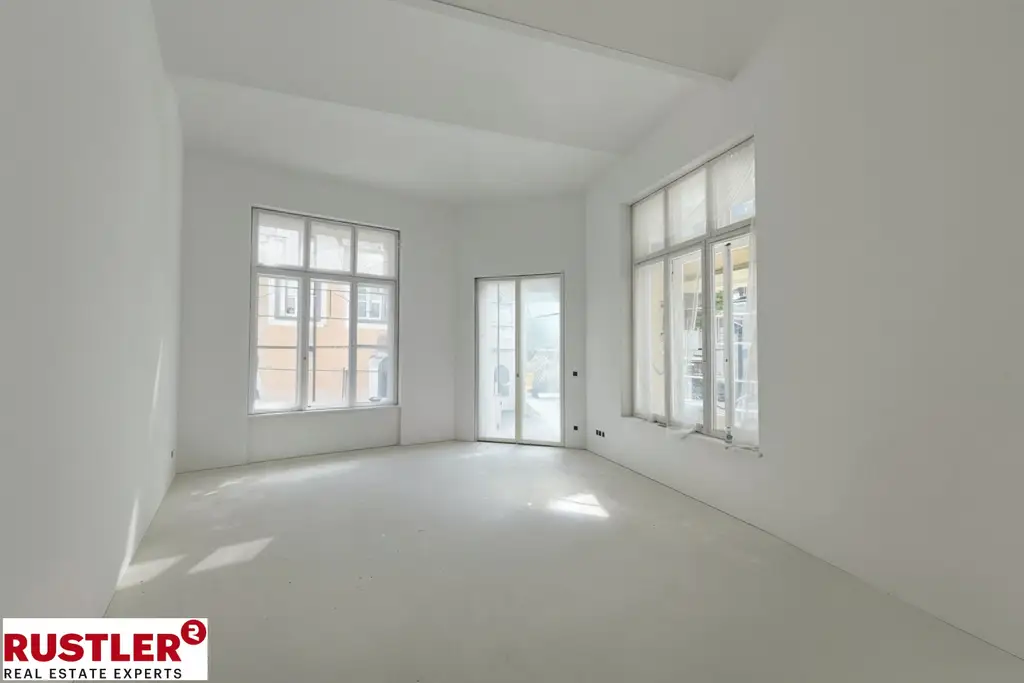 Wohnen oder Arbeiten – diese stilvolle Altbauwohnung bietet Beides!